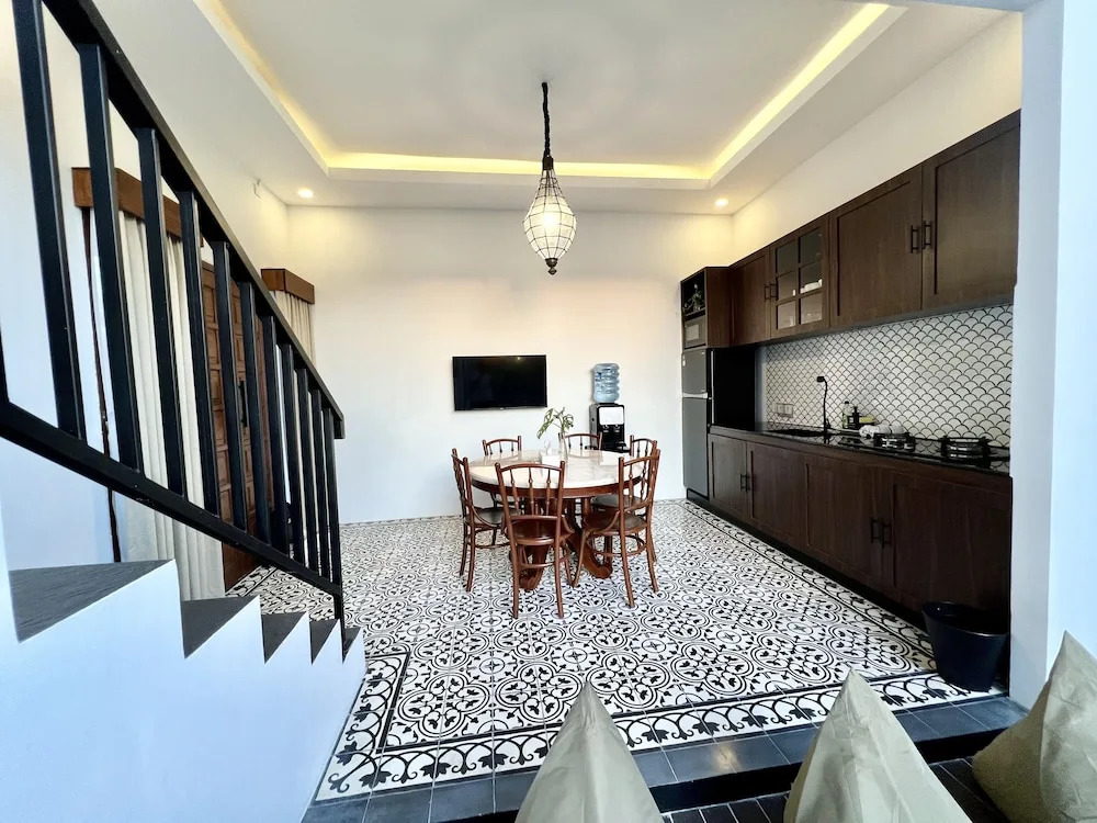 Arjuna Villa Apartico