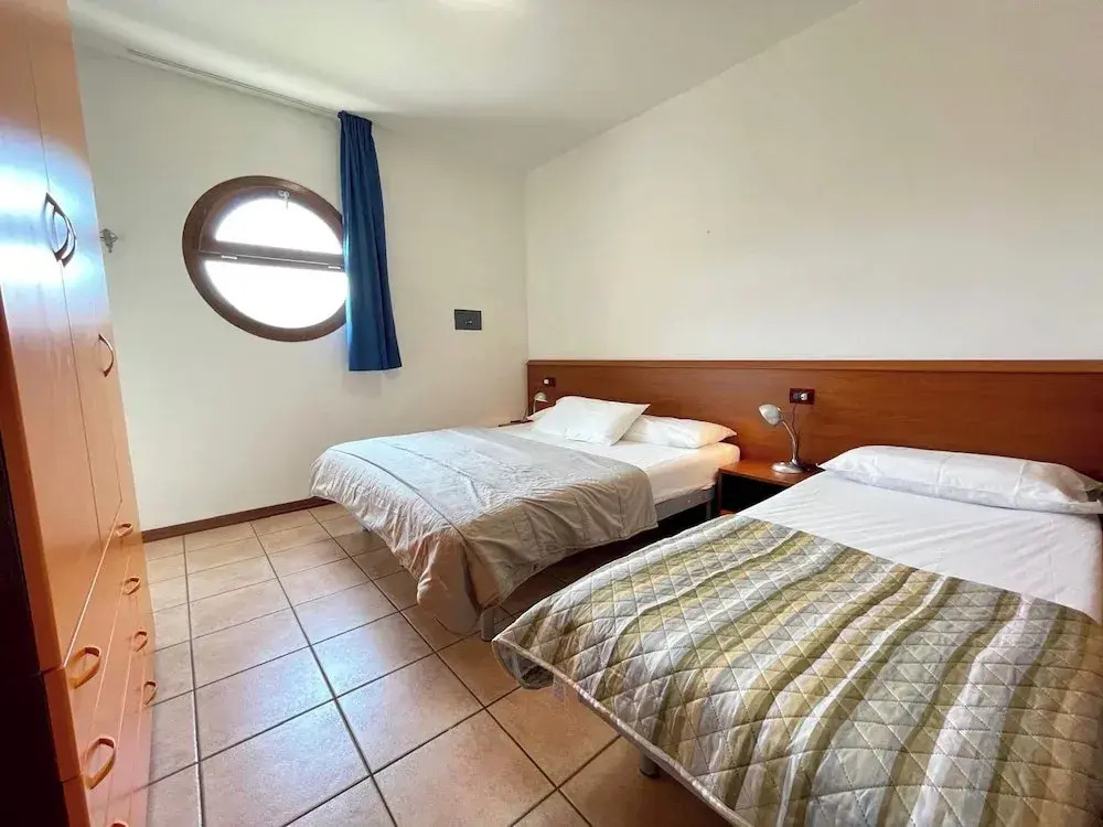Cozy Apartment With Shared Pool