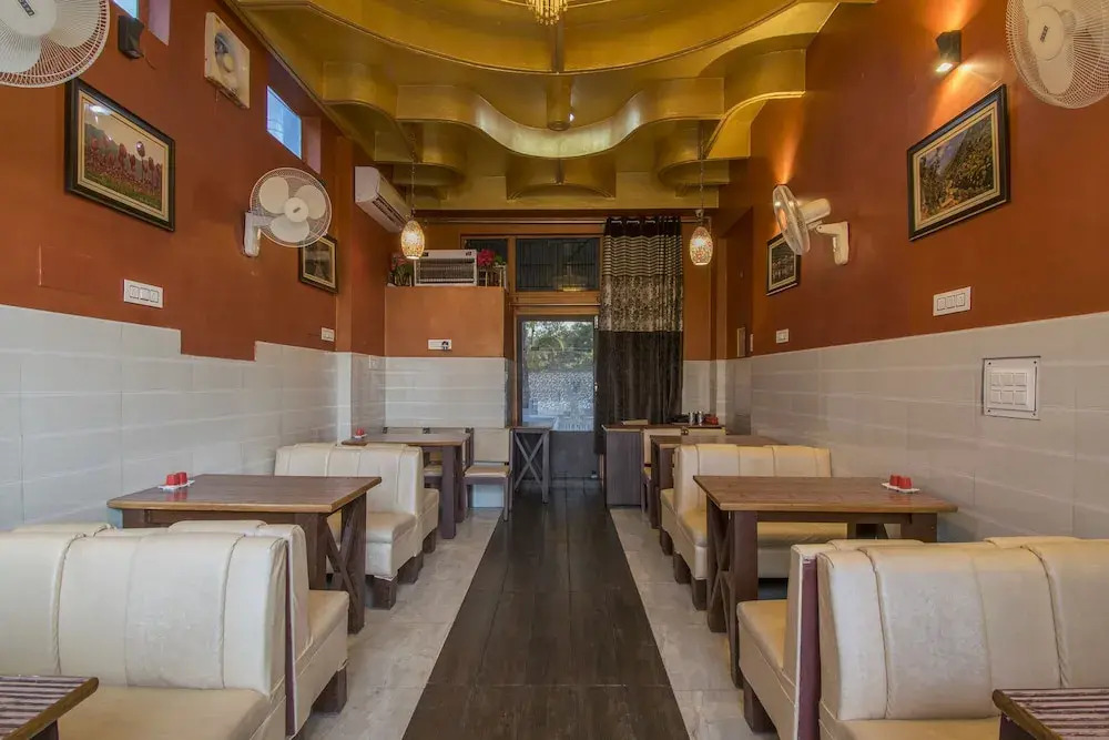Oyo 19788 Hotel Maruti Lodge