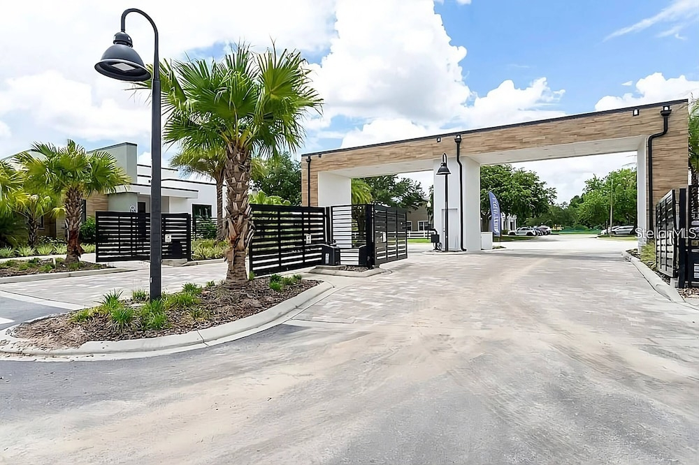5BR Family Home w Private Pool Near Disney
