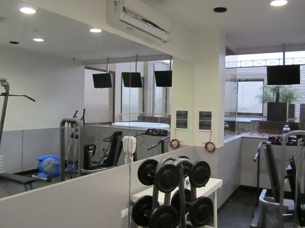 Le Parc Hotel & Suite