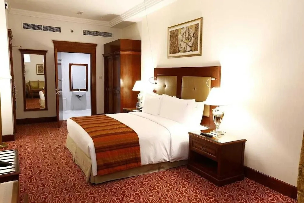 Holiday International Hotel Embassy District By Cmg