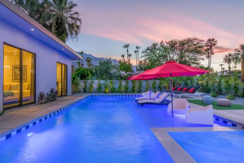 Brand New 2017 Luxury Dream Home - All Private Bathrooms! Must See!