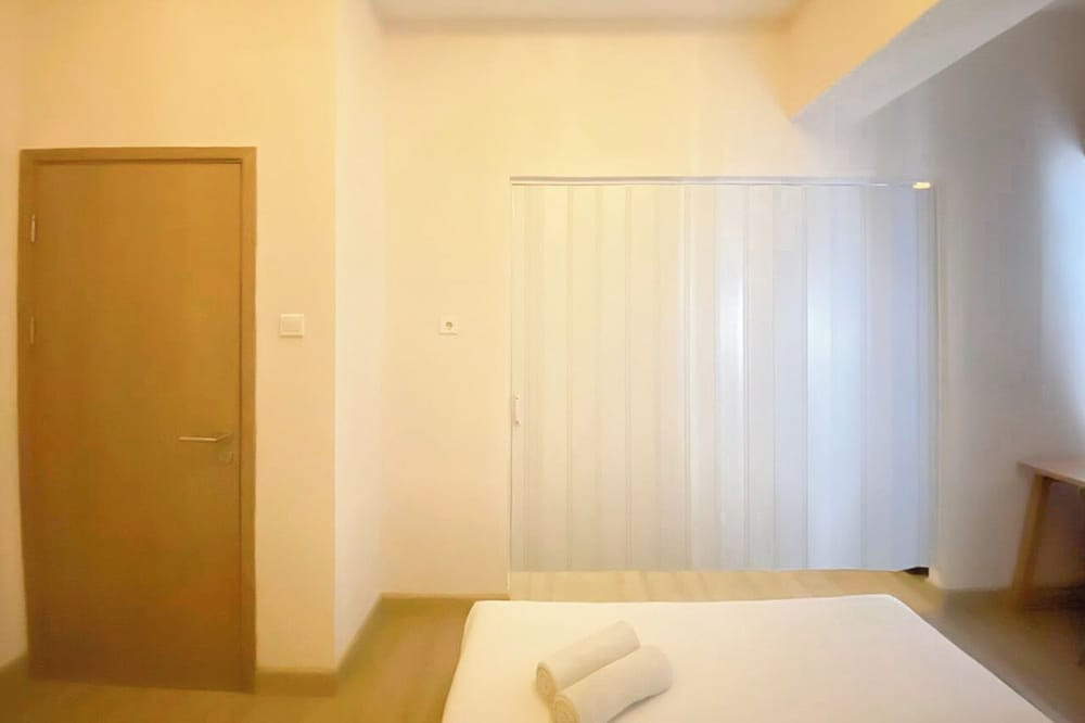 Lovely 1Br (No Living Room) At Apartment Cordova Edupartment Semarang