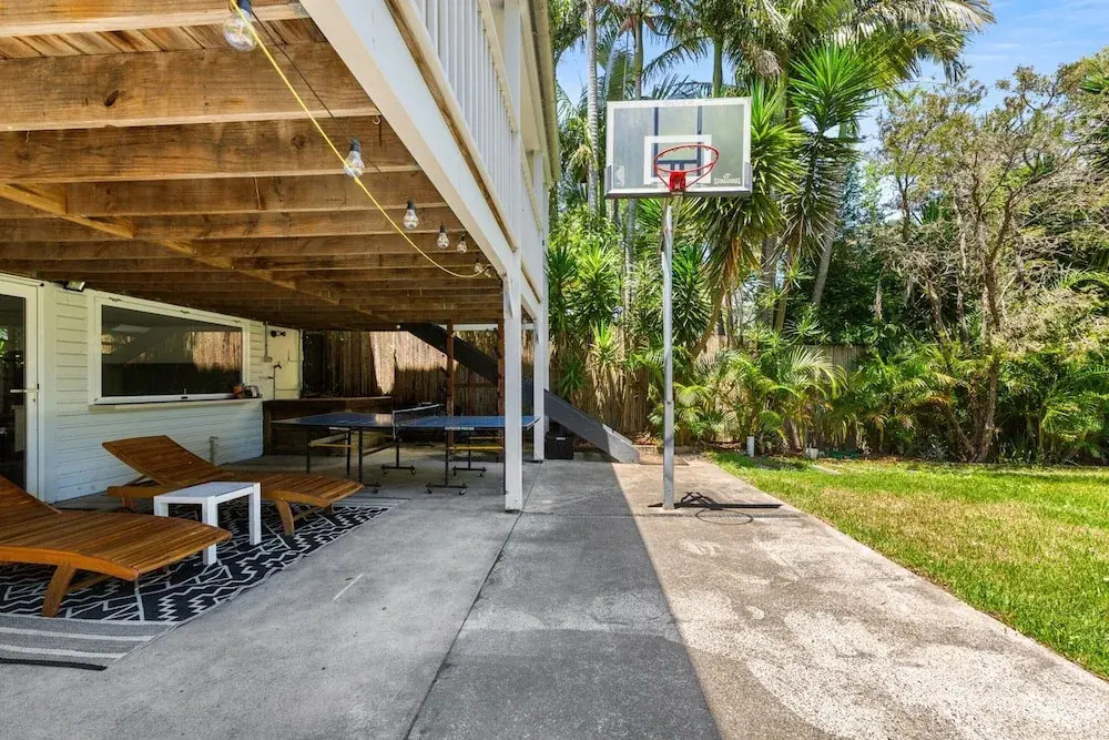 Elegant 3-bed Home With Games Room