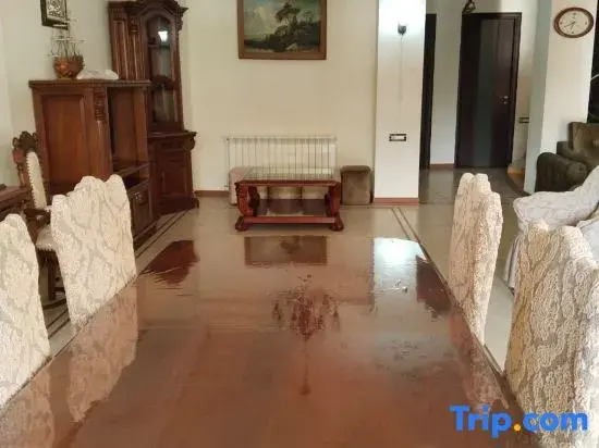 TabrisChina Vacation Rental