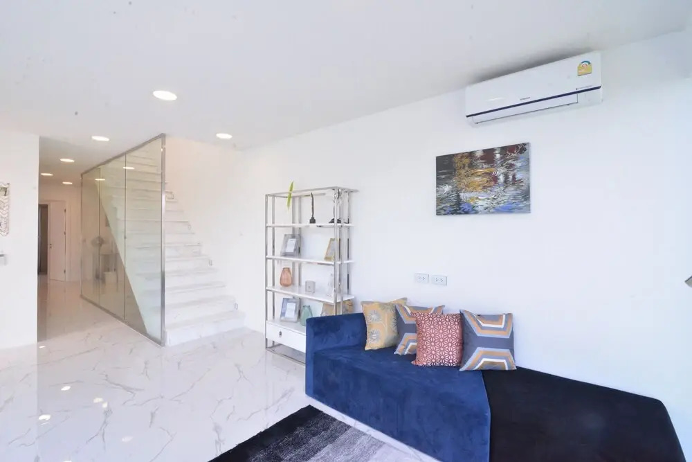 Villa with Shared Pool in Central Pattaya - Palmc19