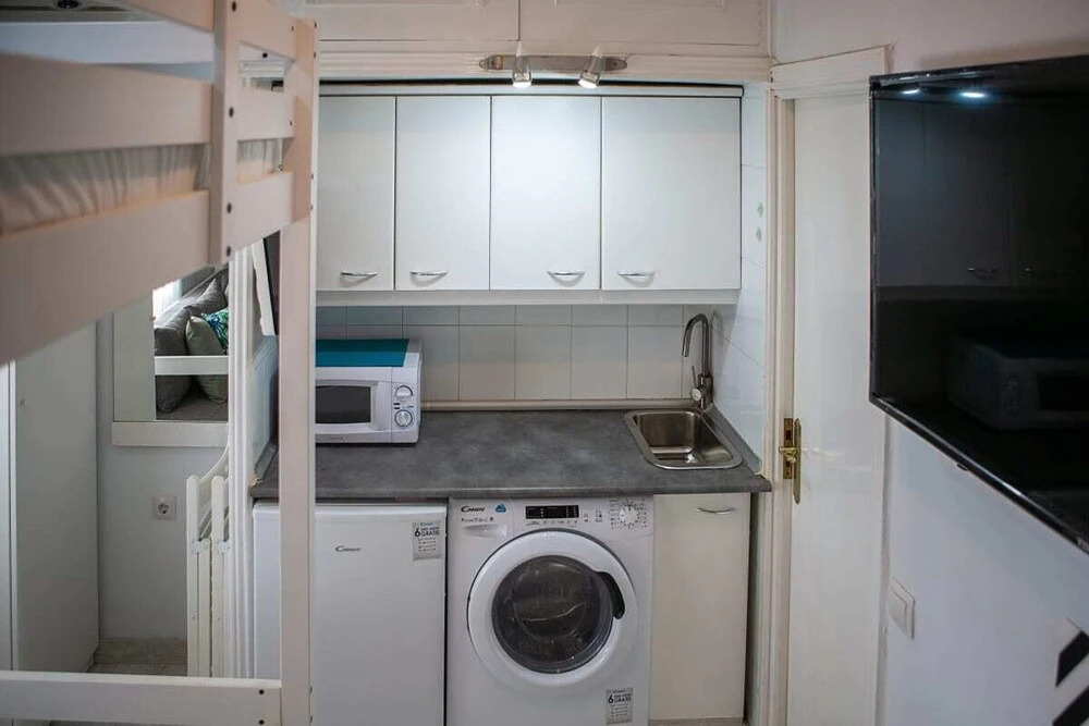 1bed Studio in the Heart of Madrid, 2mins to Metro