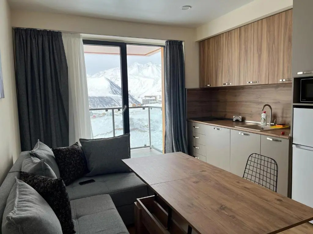 Delux apartment for 6 guest, new gudauri