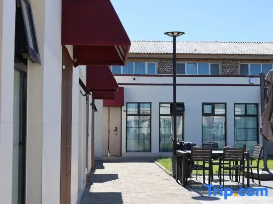Fengning Xitan Town No. 2 Courtyard · Frank Manor