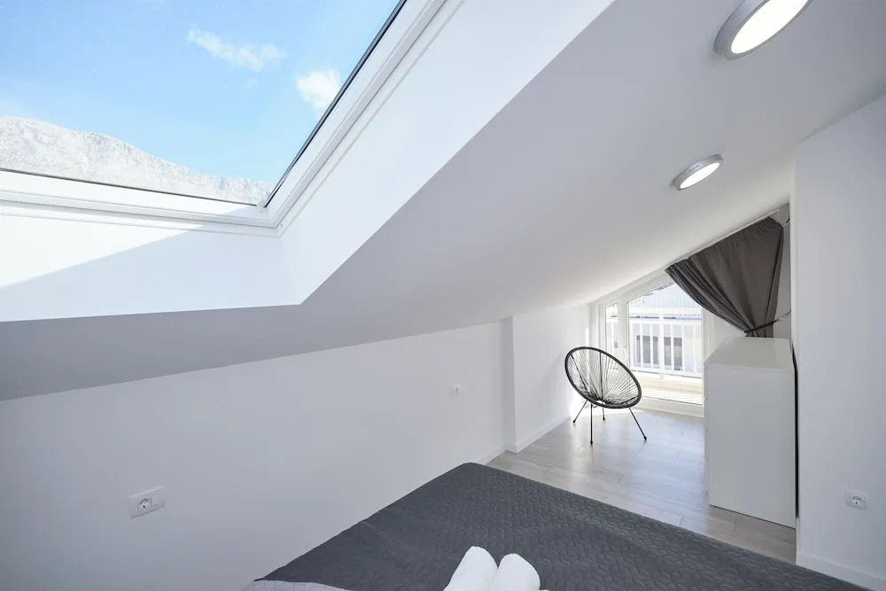 AquaVue Suite by Litto