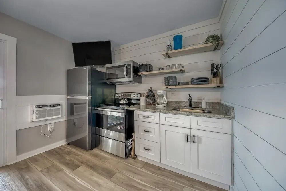 Weekender by Avantstay Gorgeous Beach Front Home w/ Ocean View