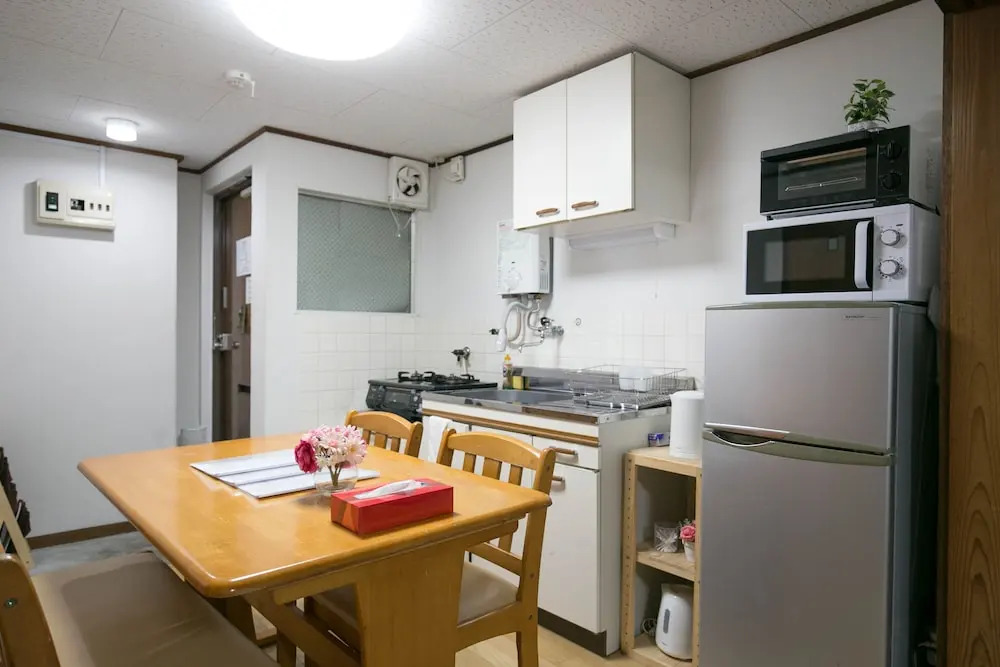 Tenjin Apartment 202