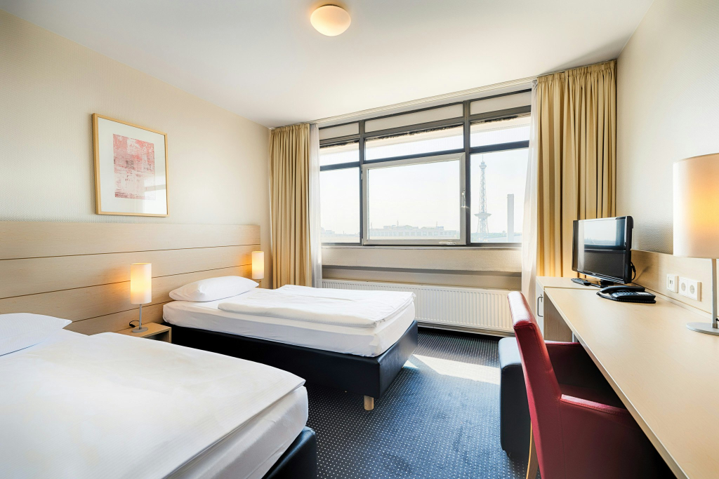 Enjoy Hotel am Studio