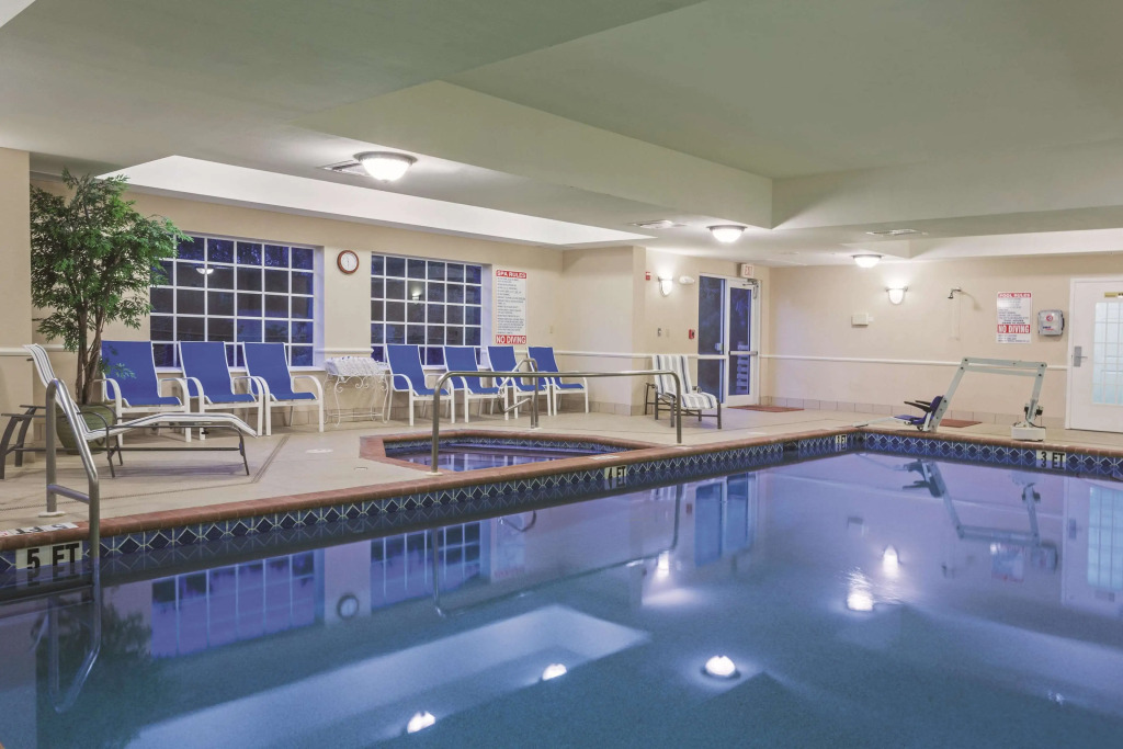 Stay Well Inn & Suites