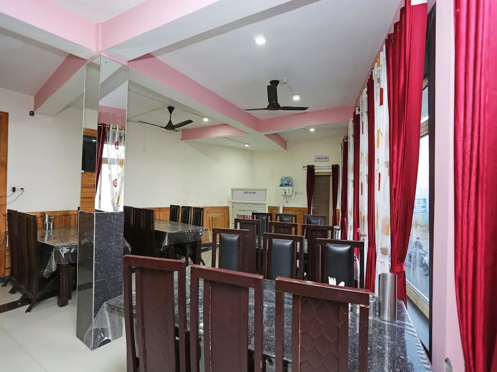 Hotel Uttaranchal Inn