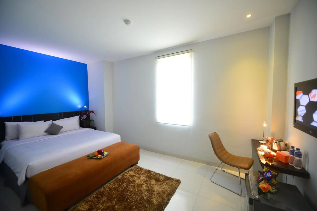 J Hotel - Bandara Soekarno Hatta