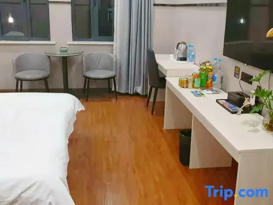 Shenqiu Kaide Business Hotel