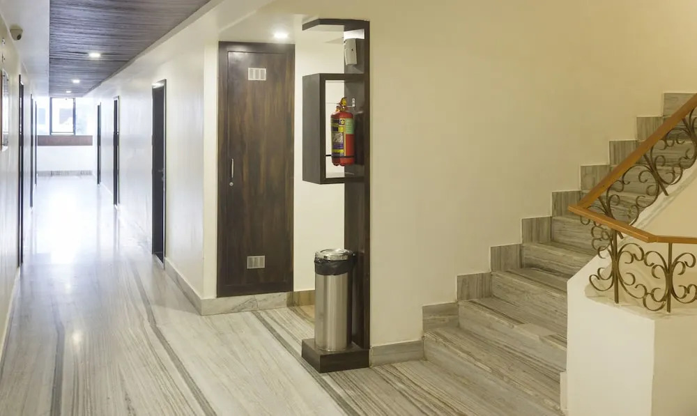 Hotel Indralok Inn