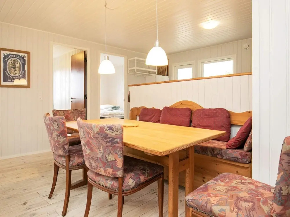 6 Person Holiday Home in Thyholm