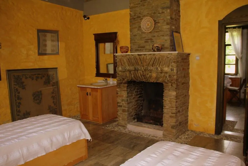 Eski Doganbey Houses