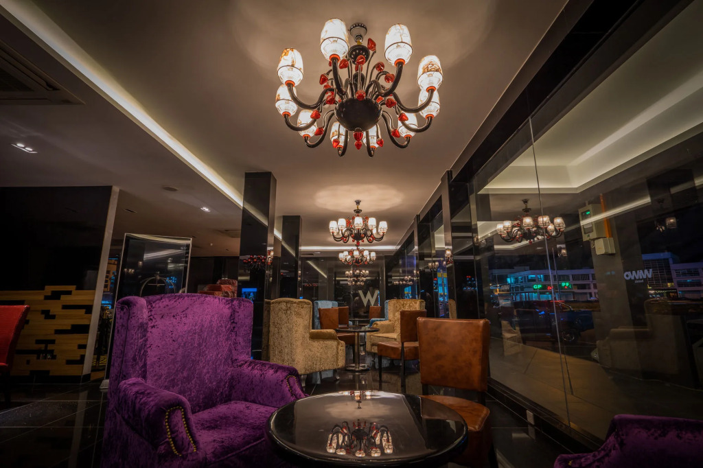 WIWO Hotel