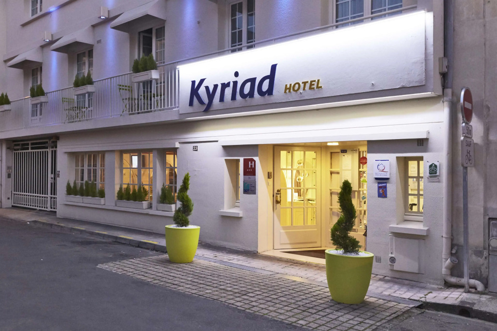 Kyriad Saumur Hyper Centre Hôtel, Appartements, Séminaires et SPA soins Sothys Paris