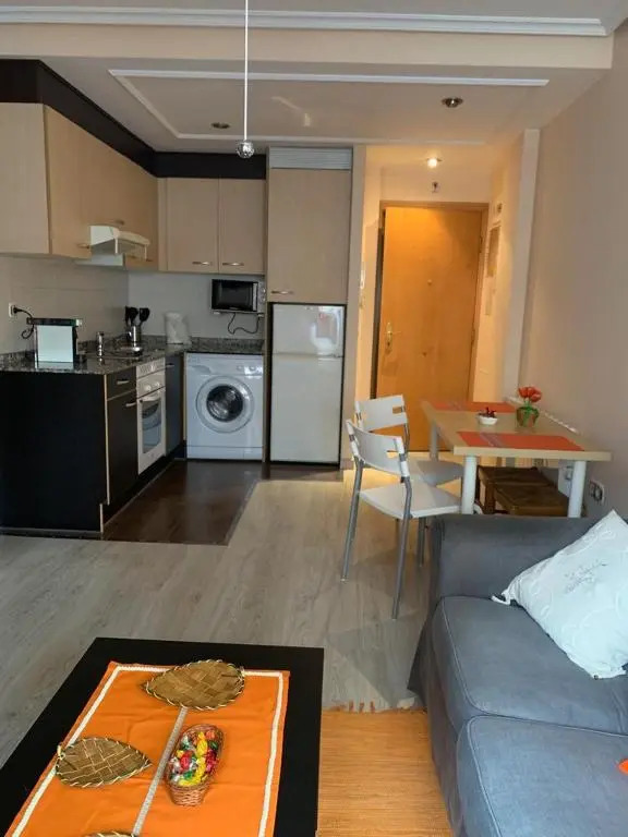 Apartamento Mota Los Prados-PARKING-WIFI GRATIS