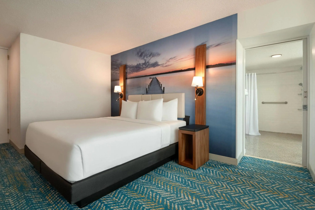Fort Pontchartrain Detroit, a Wyndham Hotel