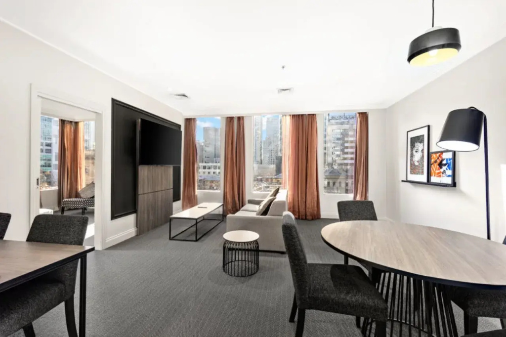 Melbourne City Suites