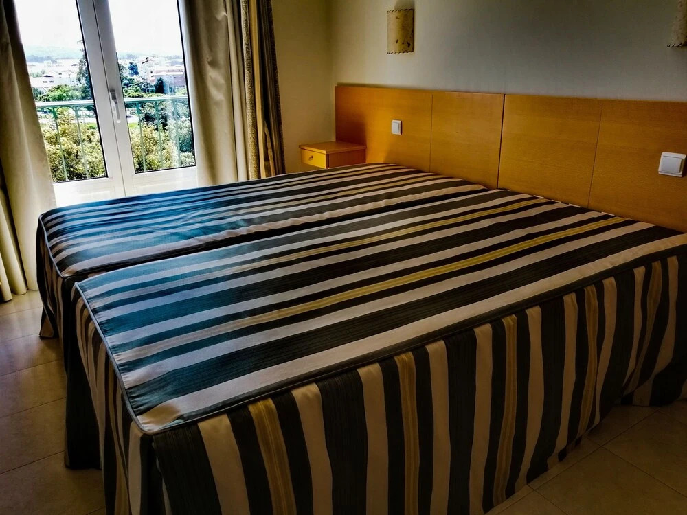 Travel Hotel