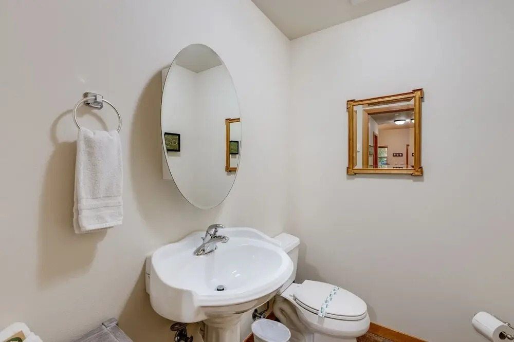 61MBR - Hot Tub - Wi-Fi - Pets Ok - Sleeps 6
