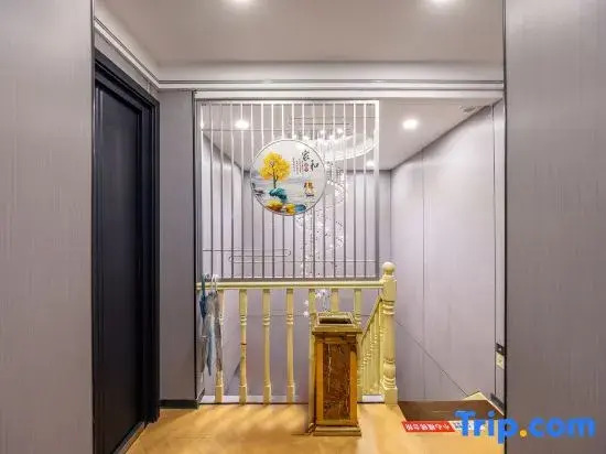 Lanyue Smart Homestay (Lanzhou University Second Hospital Xiguan Subway Station Exit C2)