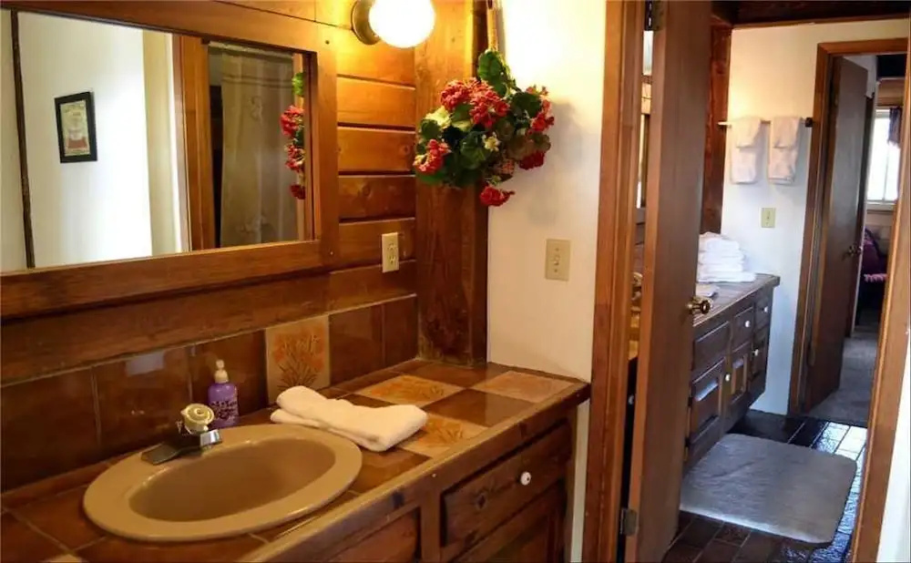 512 Christie at South Lake Tahoe 4 Bedrooms 2 Bathrooms Home