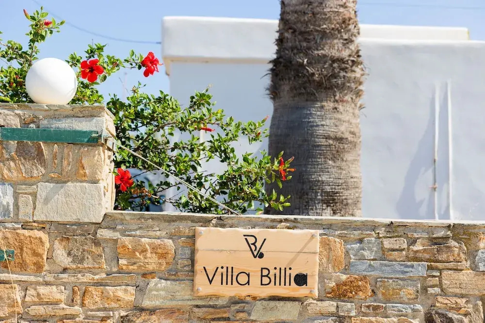 Villa Billia Cheerful 4 Bedroom Home w Ocean View