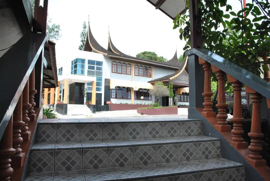 The Balcone Suites & Resort
