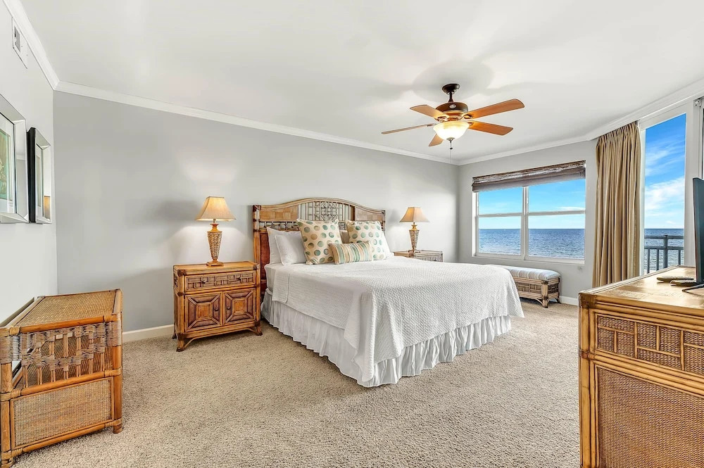 SeaSpray East 323- Gulf Front