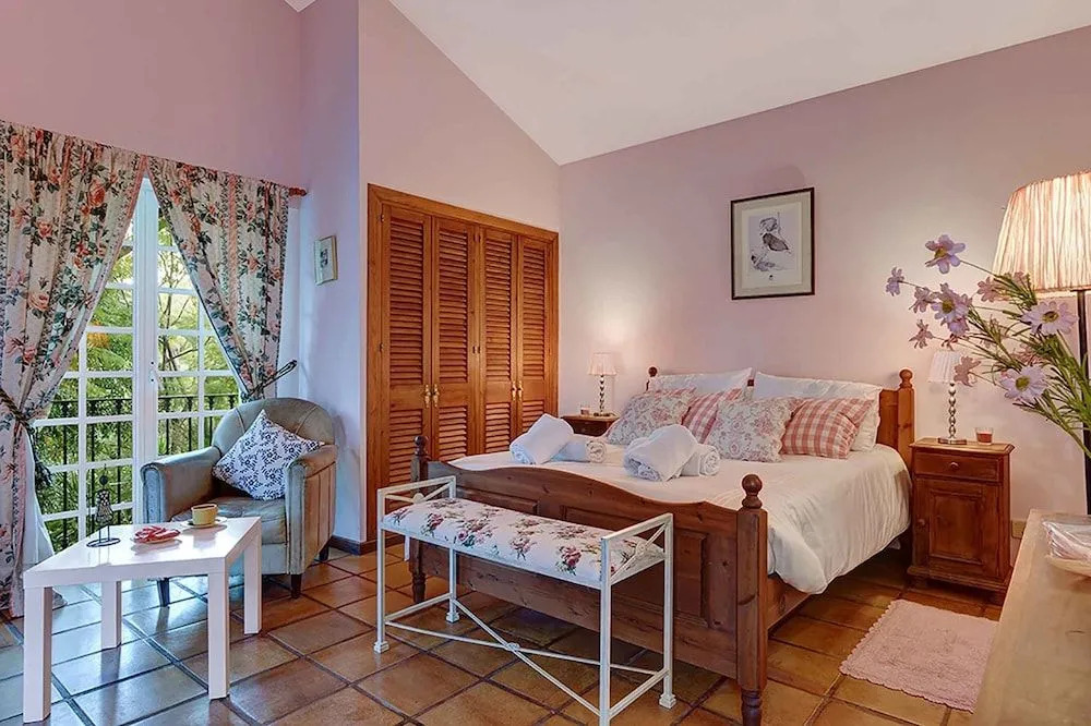 Villa Ladyville