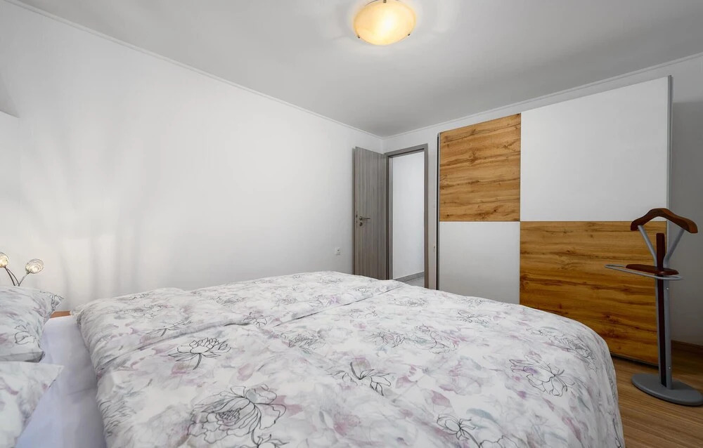 Amazing Apartment in Podpican With 2 Bedrooms, Wifi and Outdoor Swimming Pool