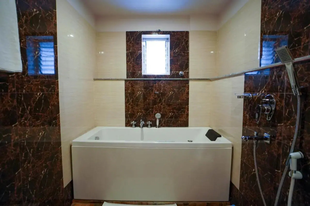 The Royal Sea A Unit of Adi Group of Hotel And Resort