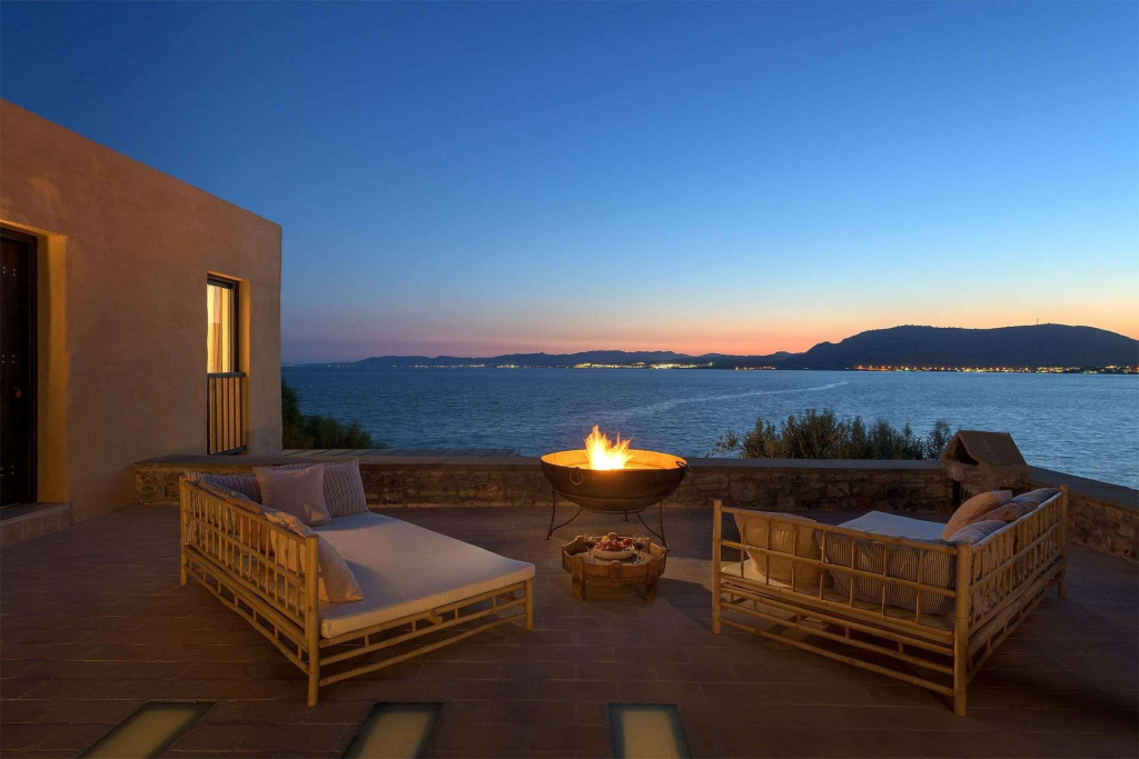 Villa Aquavisionaire