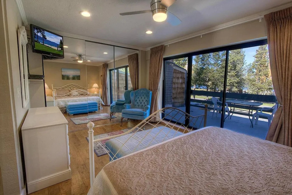 Waterfront Chalet