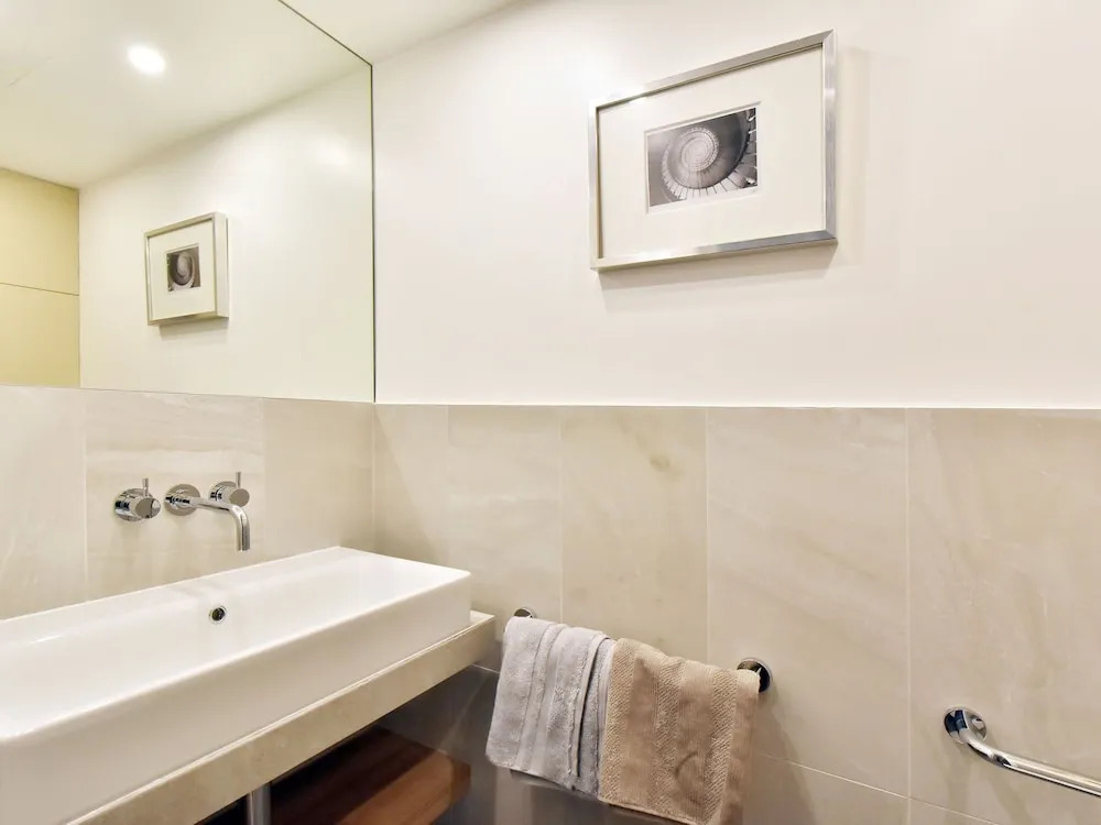 Graceful Apartment in London