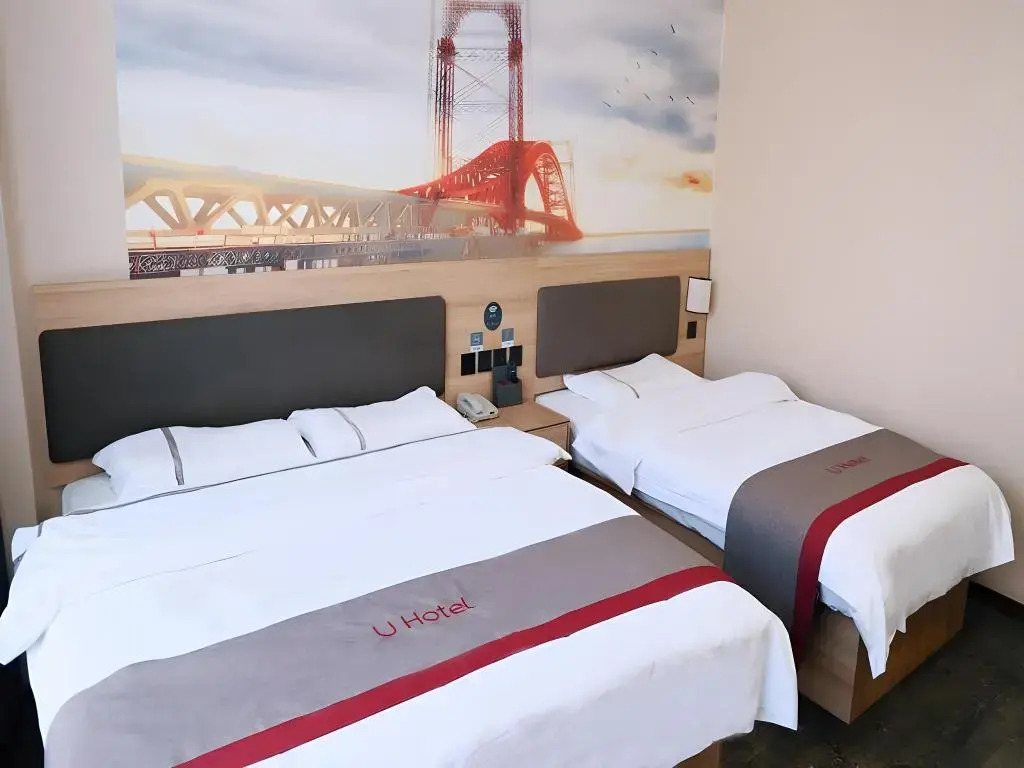 Thank Inn Plus Hotel Zaozhuang Central District Ginza Shopping Mall
