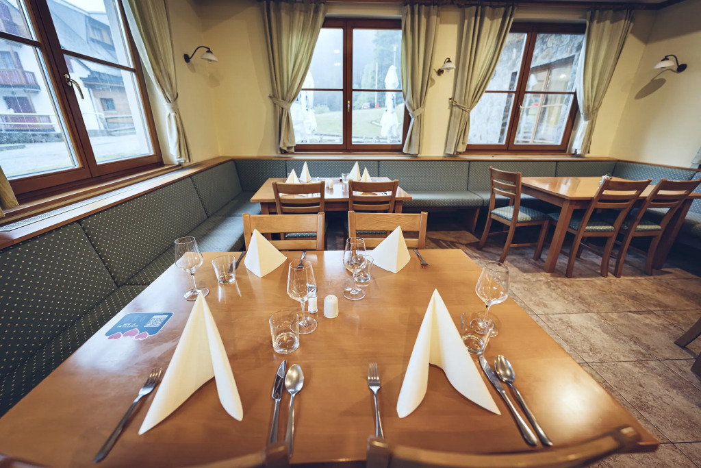 Pohorje Village Wellbeing Resort - Family Apartments Bolfenk