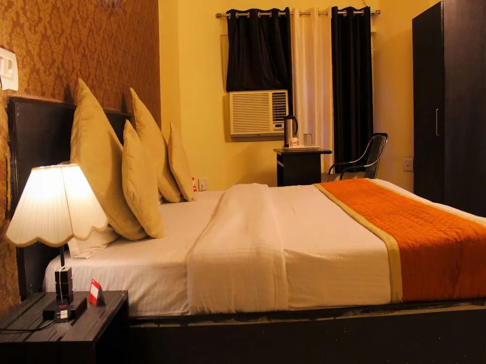 OYO 3446 Hotel Sanjary Palace