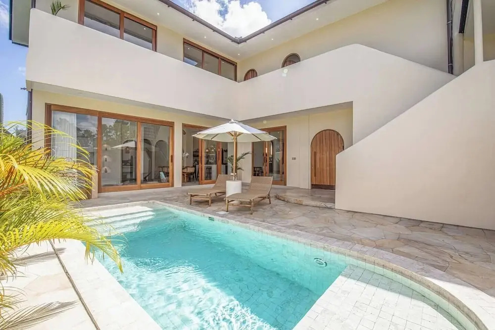 Luxury 4BR Villa With Private Pool in Canggu