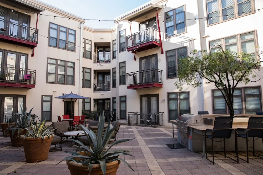 Downtown Austin Apts by WanderJaunt
