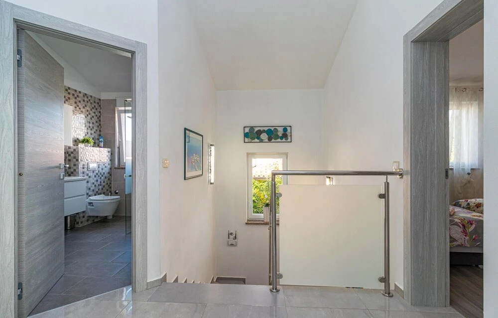 Amazing Home In Pula With Wifi