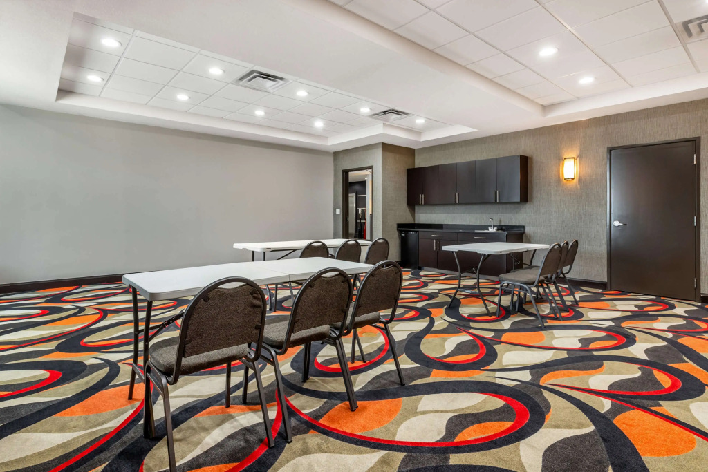 Best Western Plus Cowetas 1st Hotel